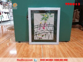 Tranh thêu tay Thiếu Nữ Qua Cầu TT0013