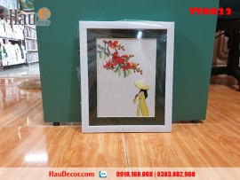 Tranh thêu tay Thiếu Nữ Bên Hoa Phượng TT0022